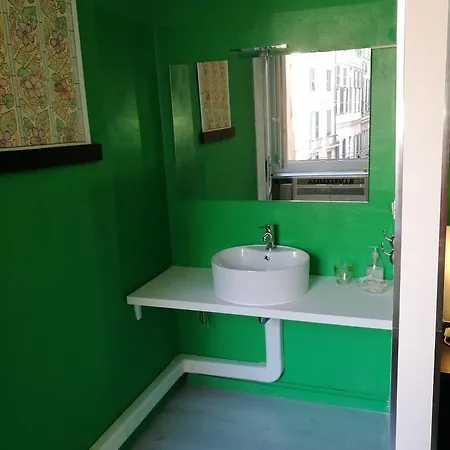 Benoit Guest house Genoa